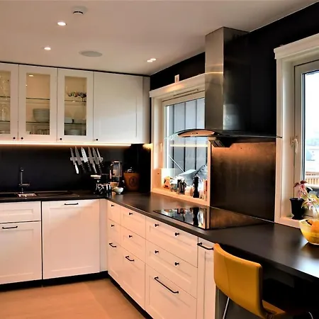 Lägenhet Spacious House Close To World Championship